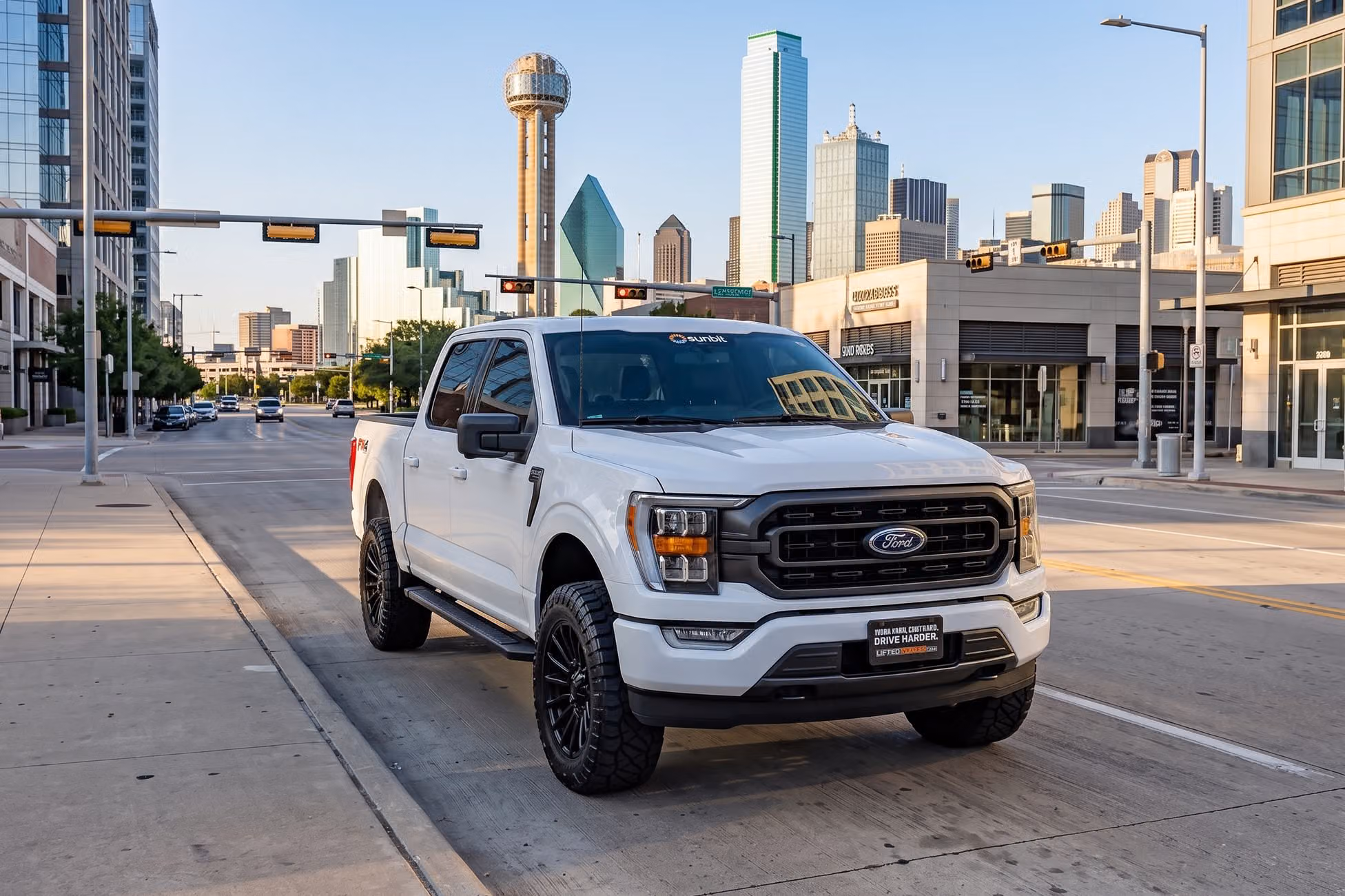 2023 Ford F-150 XLT SuperCrew Image 45