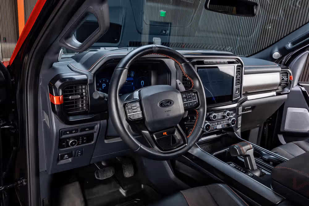 2024 Ford F-150 Raptor R SuperCrew Image 17