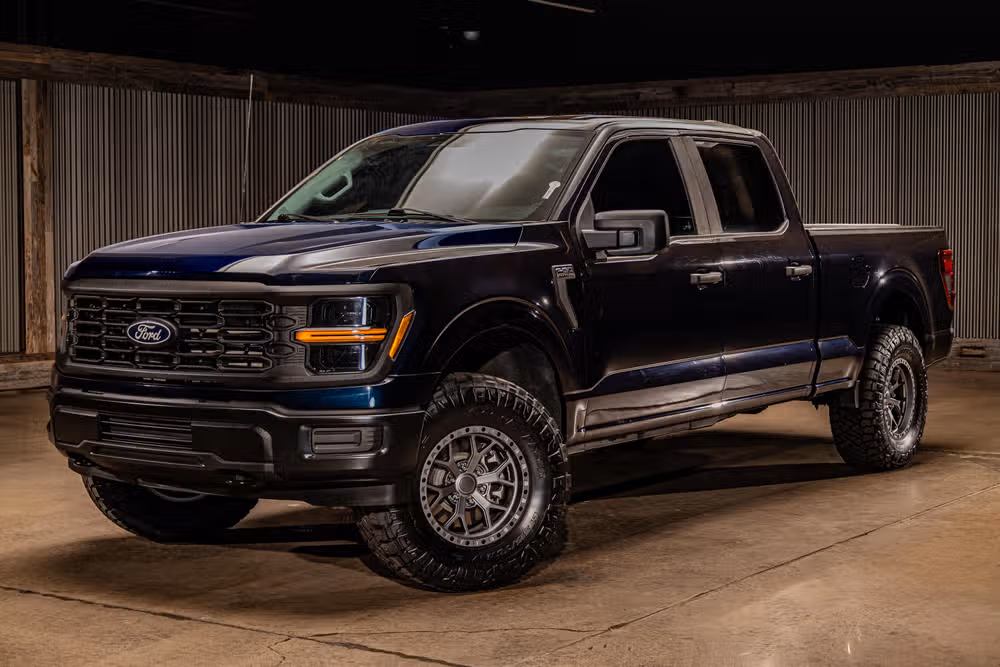 2024 Ford F-150 XL SuperCrew Image 4
