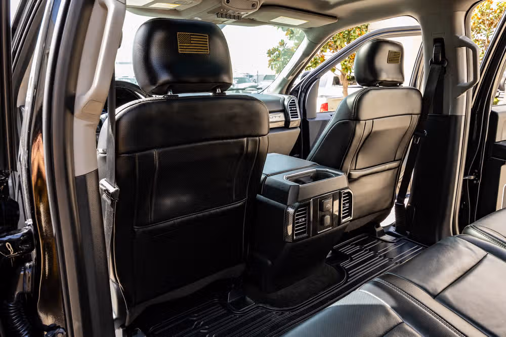 2017 Ford F-250 Super Duty Lariat Crew Cab Image 34