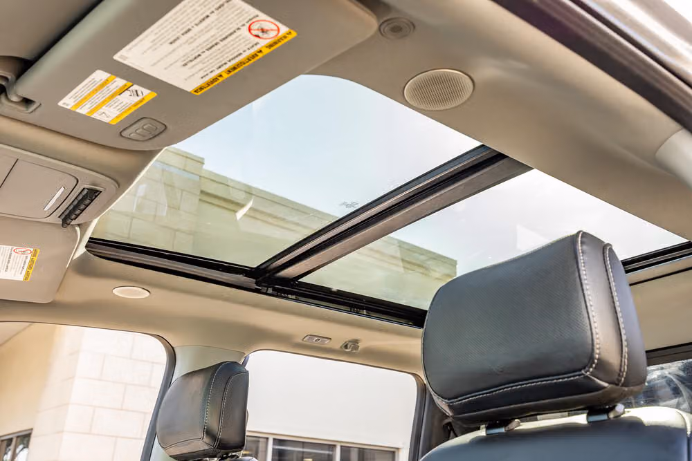 2023 Ford F-250 Super Duty Lariat Crew Cab Image 31