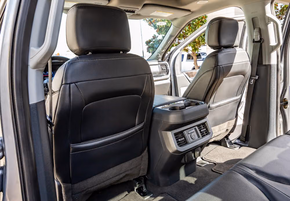 2023 Ford F-250 Super Duty Lariat Crew Cab Image 35