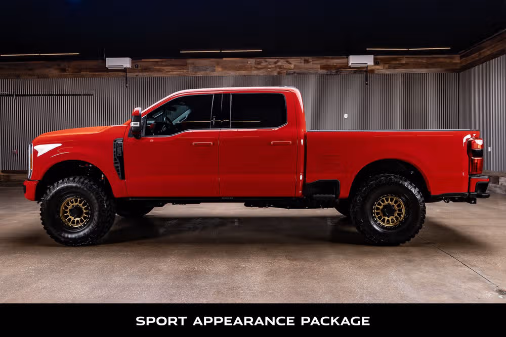 2023 Ford F-250 Super Duty Lariat Crew Cab Image 5