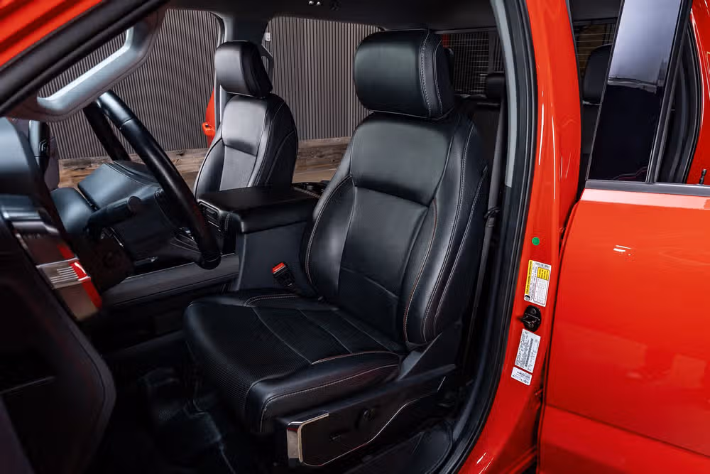 2023 Ford F-250 Super Duty Lariat Crew Cab Image 30