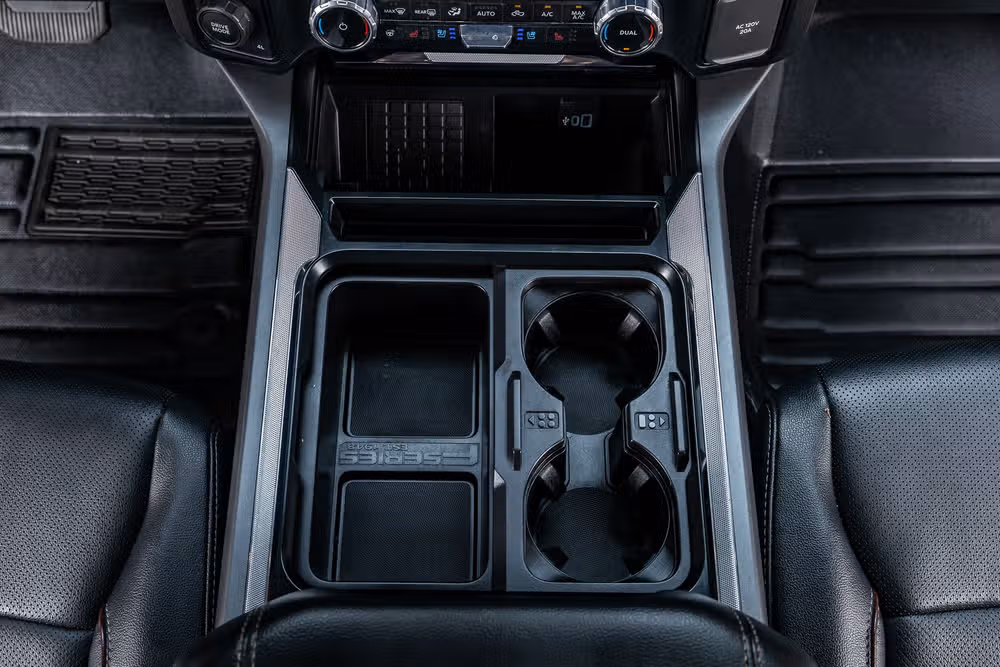 2023 Ford F-250 Super Duty Lariat Crew Cab Image 28