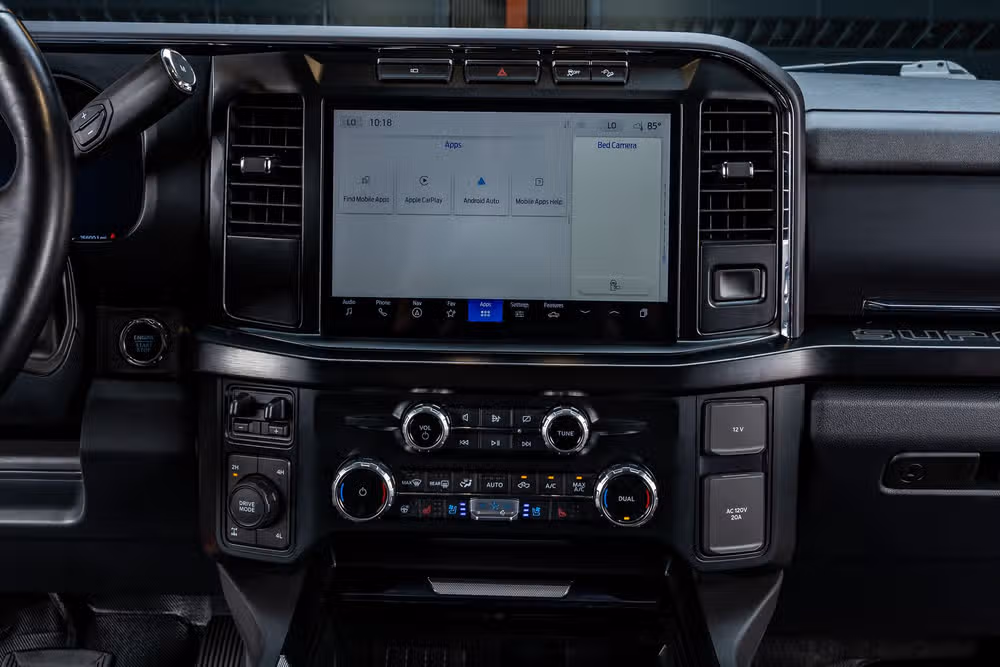 2023 Ford F-250 Super Duty Lariat Crew Cab Image 24