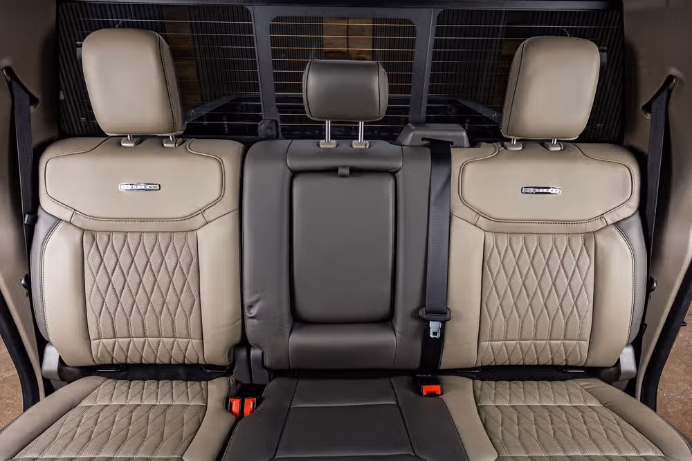 2026 Ford F-250 Super Duty Platinum Plus Crew Cab Image 37