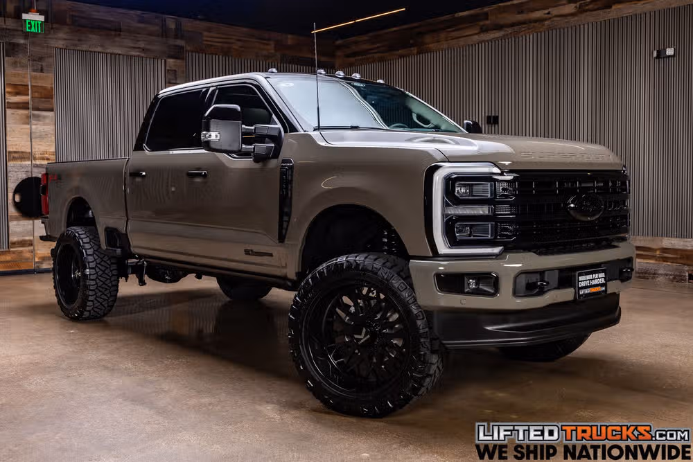 TX09967 - 2026 Ford F-250 Super Duty Platinum Plus Crew Cab
