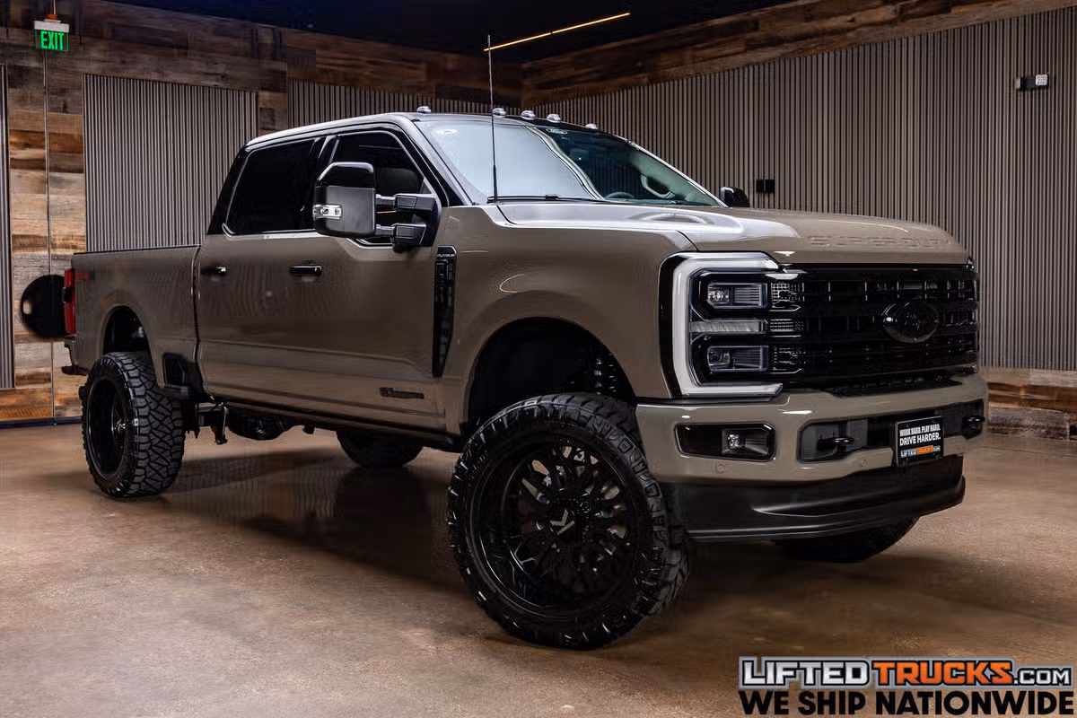 2026 Ford F-250 Super Duty Platinum Plus Crew Cab