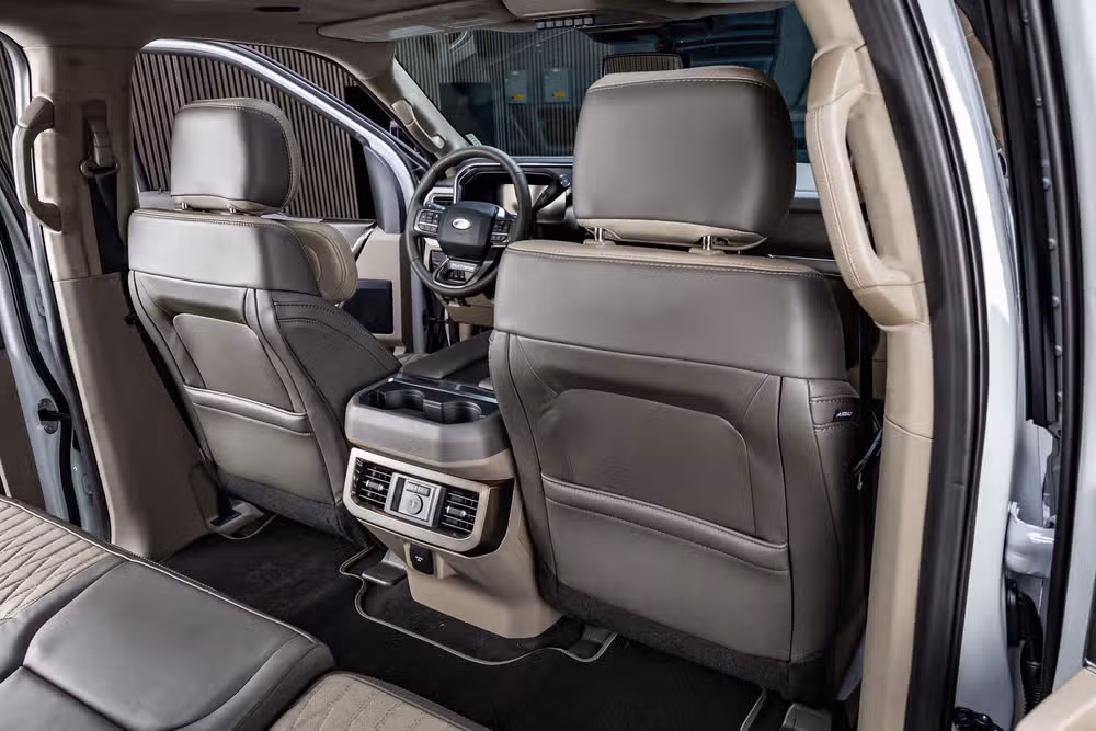 2026 Ford F-250 Super Duty Platinum Plus Crew Cab Image 33