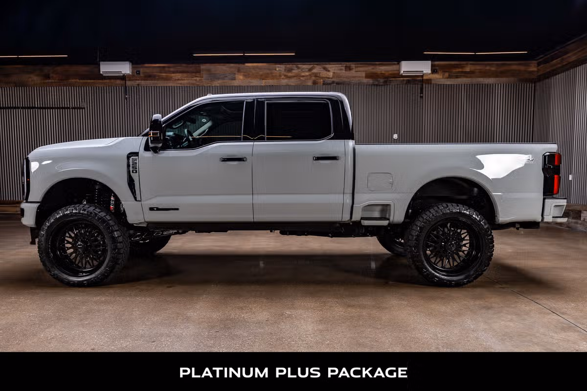 2026 Ford F-250 Super Duty Platinum Plus Crew Cab