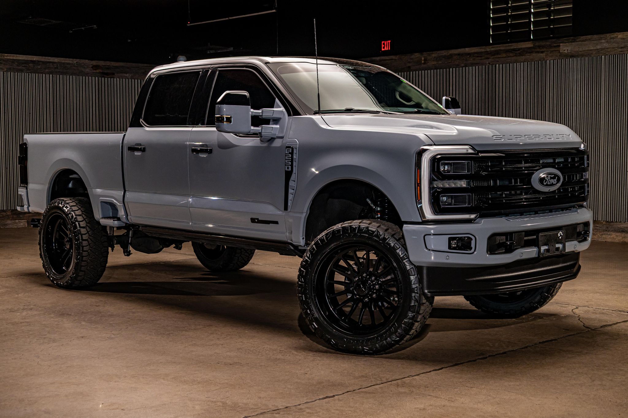 2026 Ford F-250 Super Duty Platinum Crew Cab 4WD