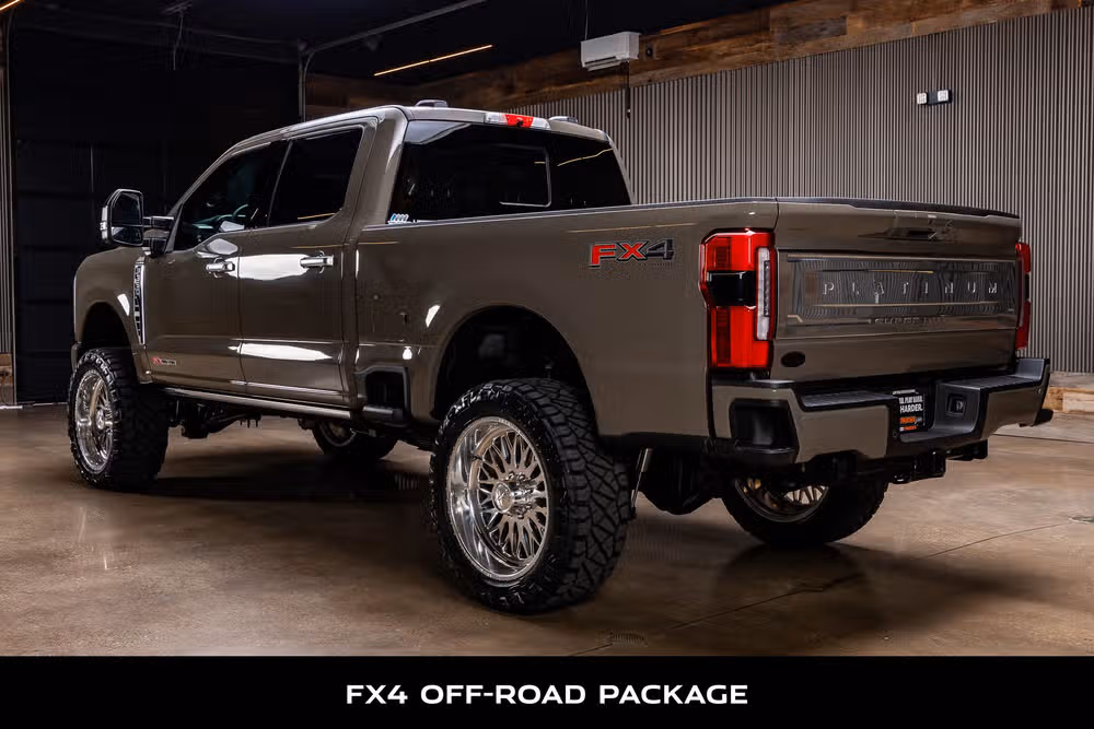 2026 Ford F-350 Super Duty Platinum Plus Crew Cab Image 7