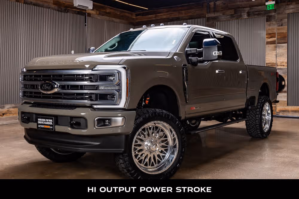 2026 Ford F-350 Super Duty Platinum Plus Crew Cab Image 5