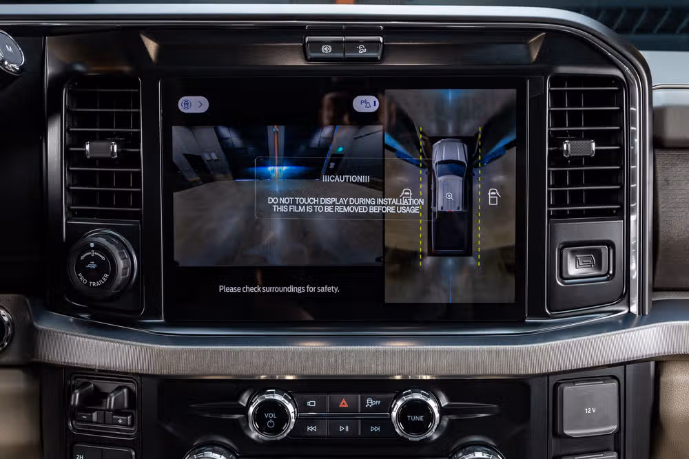 2026 Ford F-350 Super Duty Platinum Plus Crew Cab Image 27