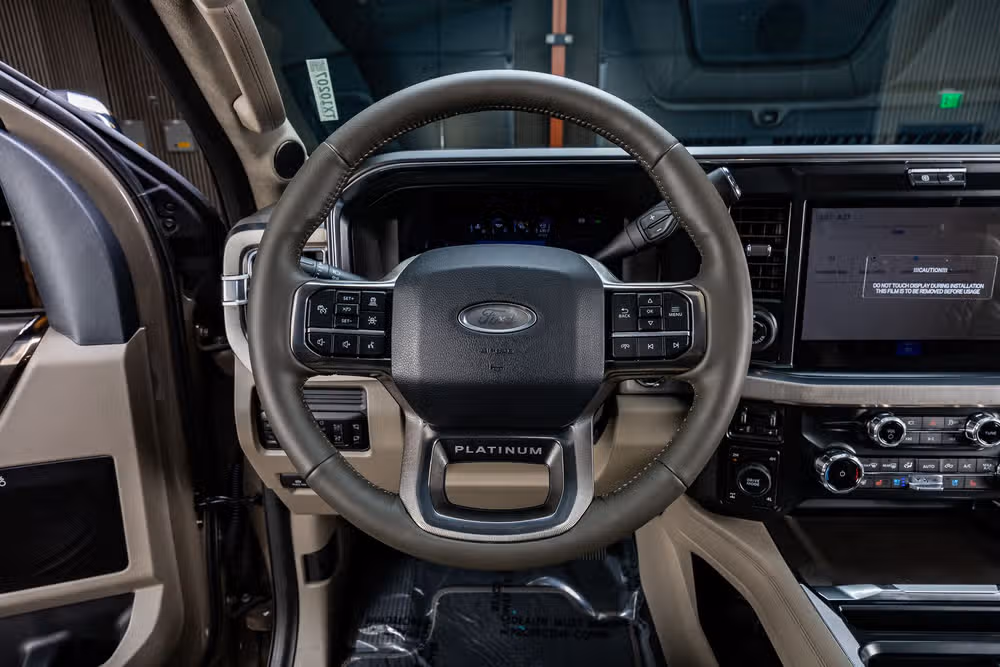 2026 Ford F-350 Super Duty Platinum Plus Crew Cab Image 19