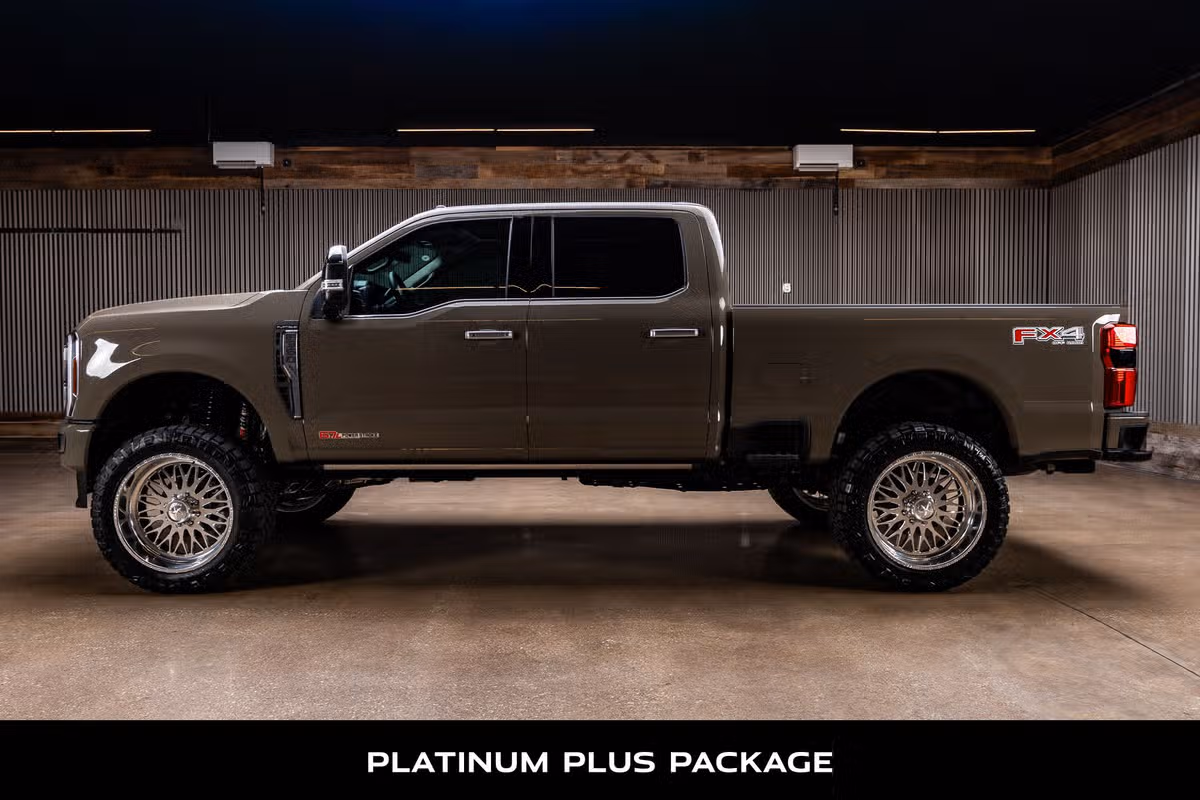 2026 Ford F-350 Super Duty Platinum Plus Crew Cab