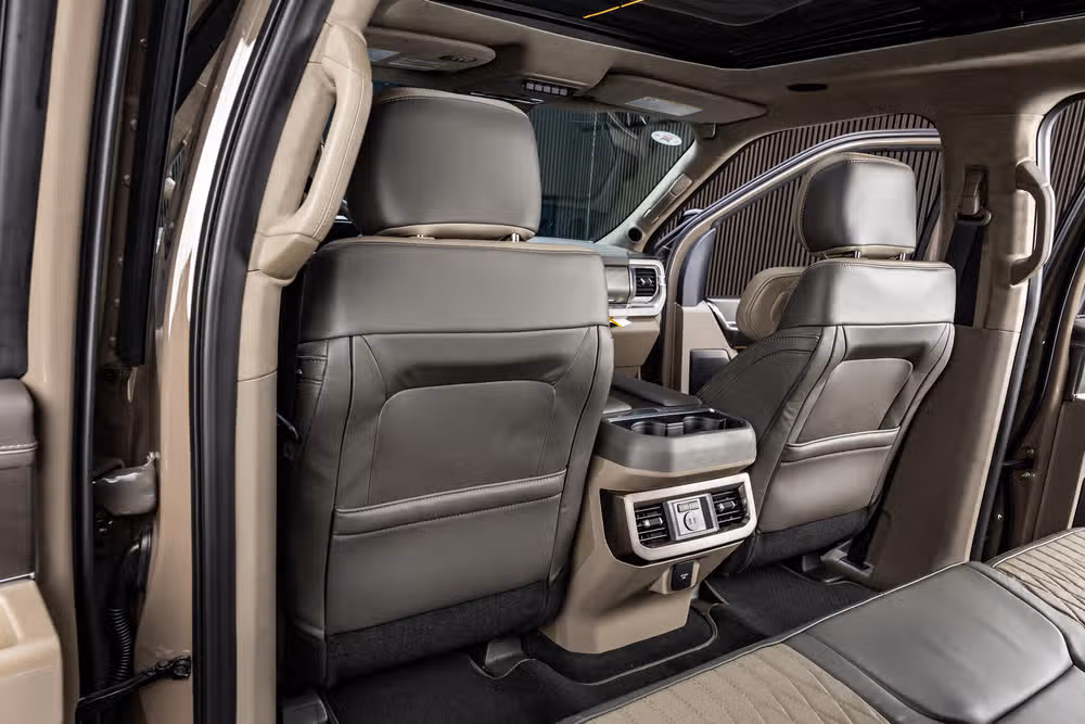 2026 Ford F-350 Super Duty Platinum Plus Crew Cab Image 36