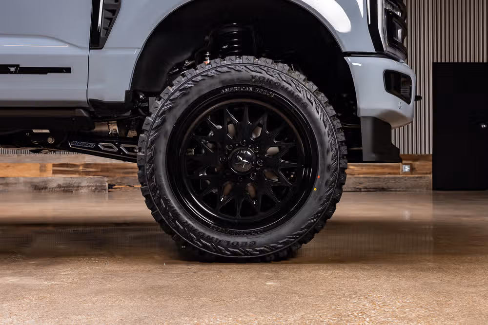 2026 Ford F-350 Super Duty Platinum Plus Crew Cab Image 11