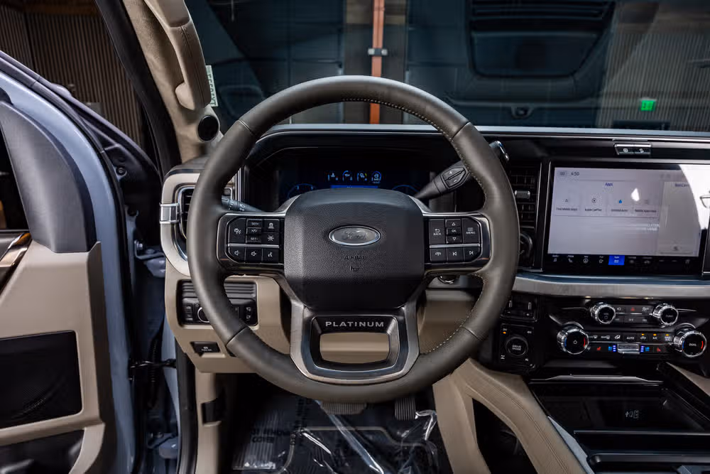 2026 Ford F-350 Super Duty Platinum Plus Crew Cab Image 18