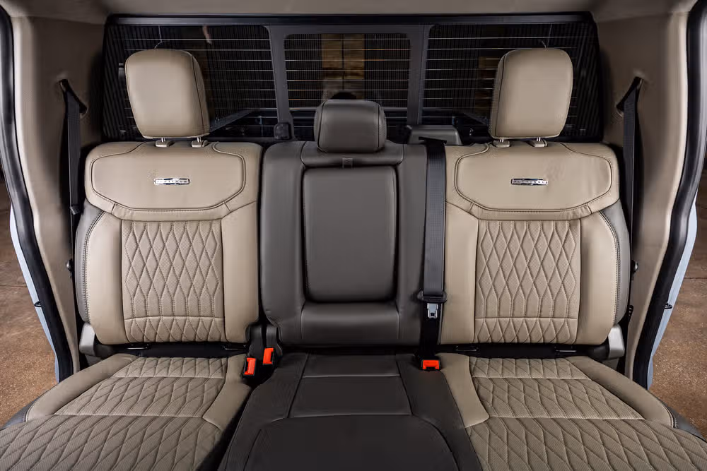 2026 Ford F-350 Super Duty Platinum Plus Crew Cab Image 36