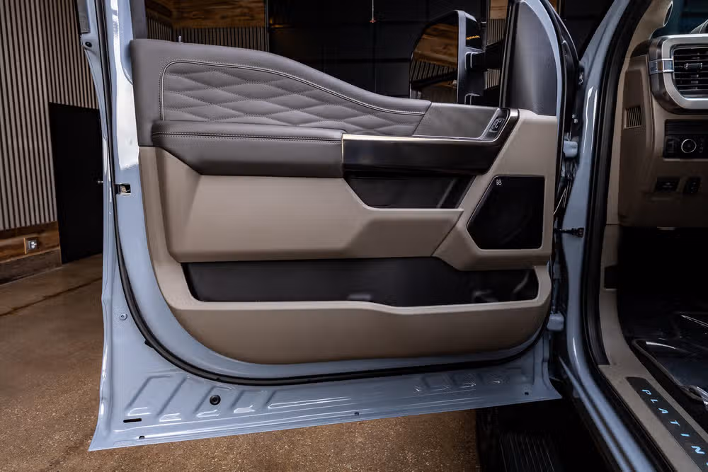 2026 Ford F-350 Super Duty Platinum Plus Crew Cab Image 37