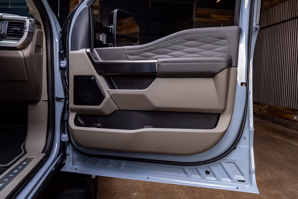 2026 Ford F-350 Super Duty Platinum Plus Crew Cab Image 38
