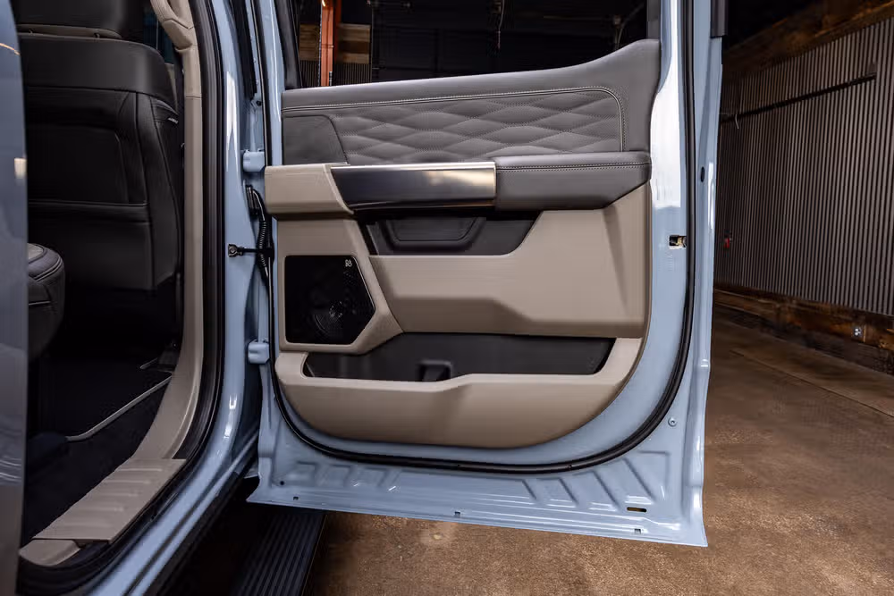 2026 Ford F-350 Super Duty Platinum Plus Crew Cab Image 40