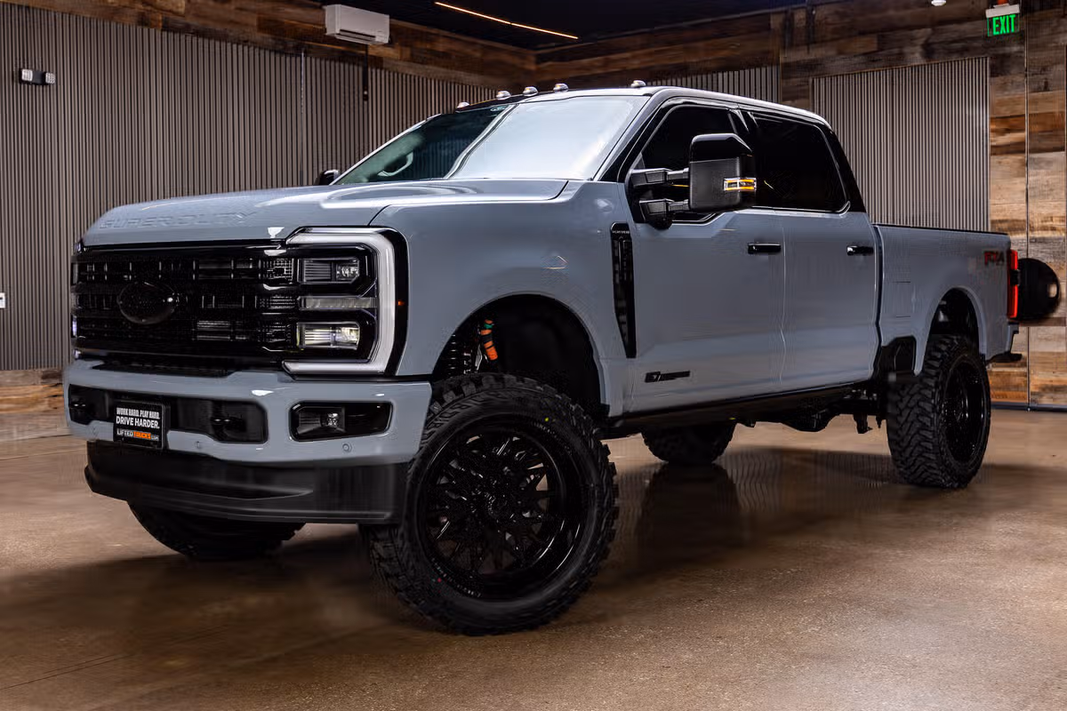 2026 Ford F-350 Super Duty Platinum Plus Crew Cab