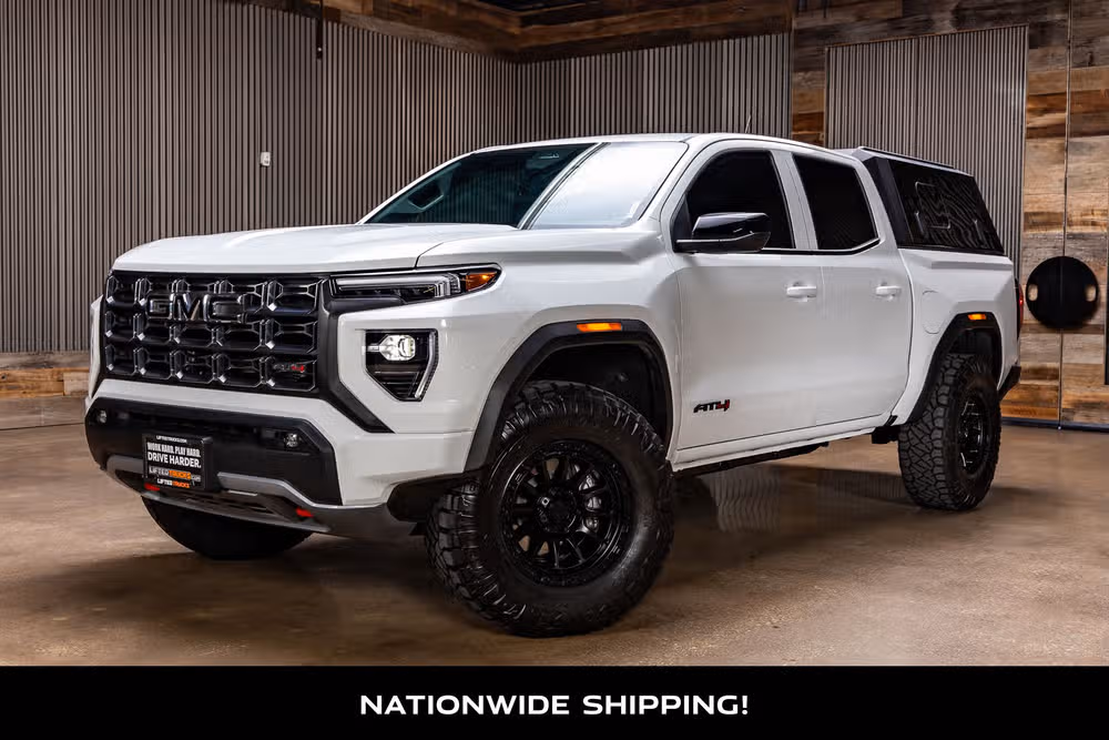 2026 GMC Canyon AT4 Crew Cab Image 4