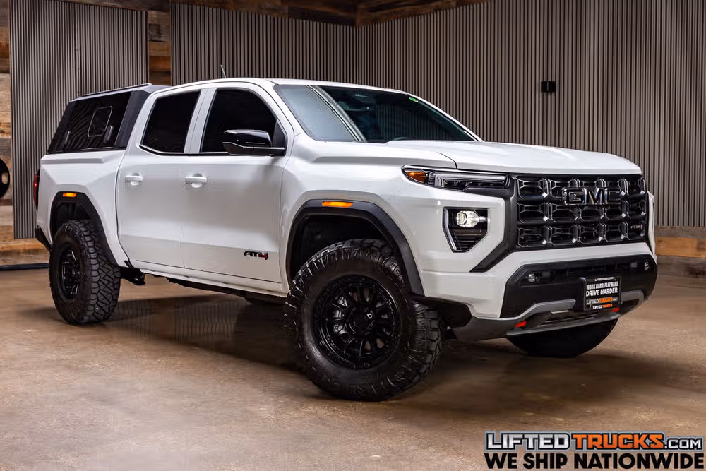 TX10325 - 2026 GMC Canyon AT4 Crew Cab