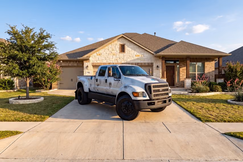 2013 Ford F-650 Super Duty Crew Cab XL Pro Loader Chassis Crew Cab Image 37