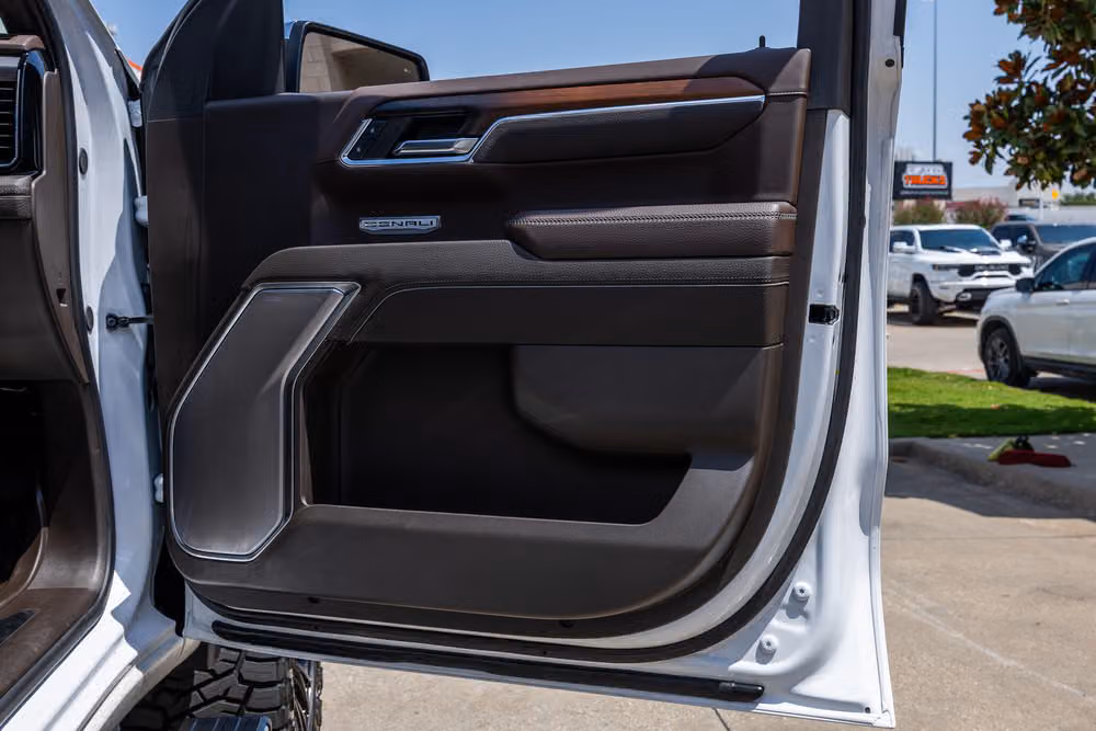 2024 GMC Sierra 1500 Denali Crew Cab Image 39
