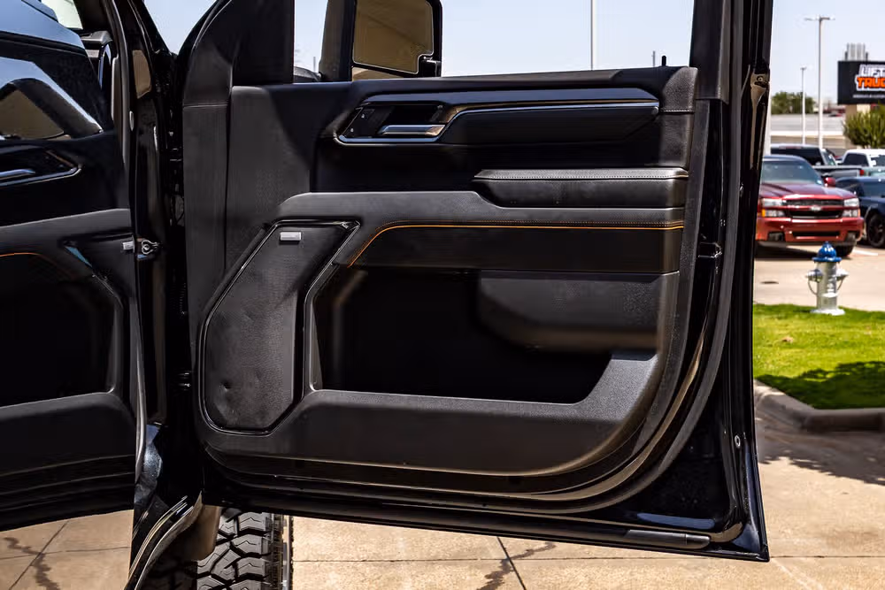 2024 GMC Sierra 2500HD AT4 Crew Cab Image 37