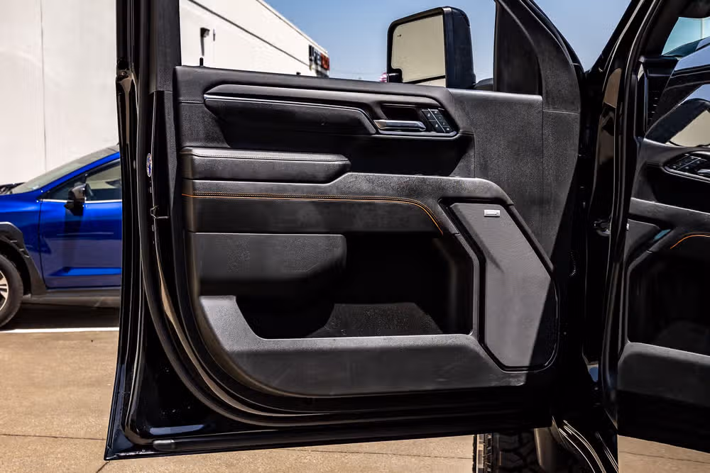2024 GMC Sierra 2500HD AT4 Crew Cab Image 36