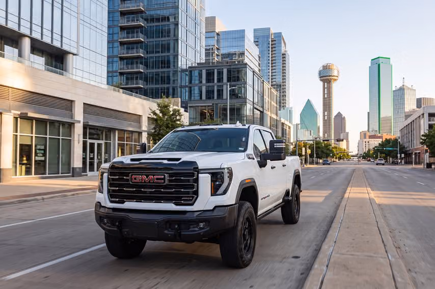 2025 GMC Sierra 2500HD AT4X Crew Cab Image 45