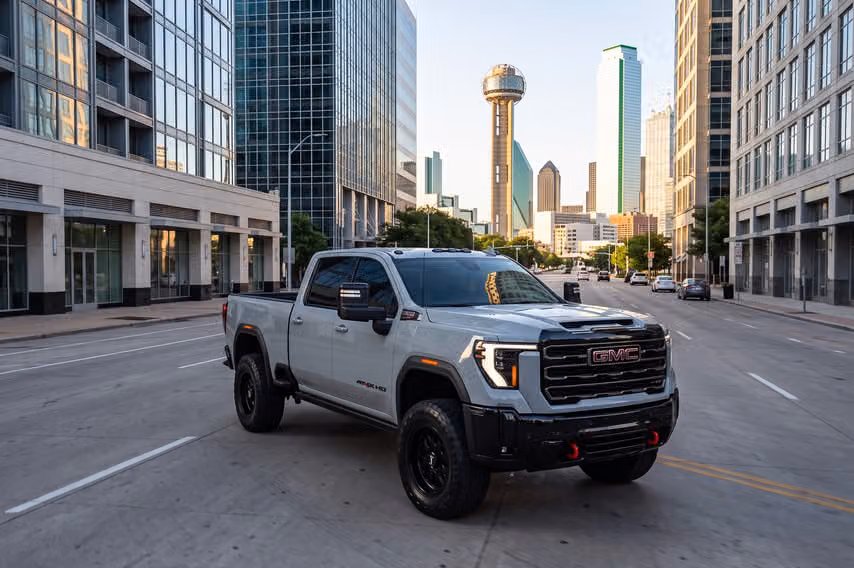 2025 GMC Sierra 2500HD AT4X Crew Cab Image 44