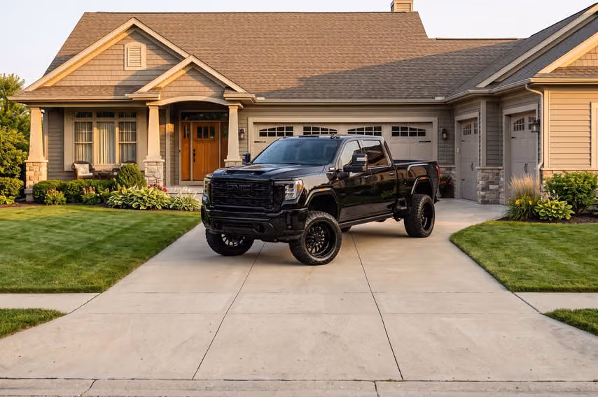 2026 GMC Sierra 2500HD AT4 Crew Cab Image 36