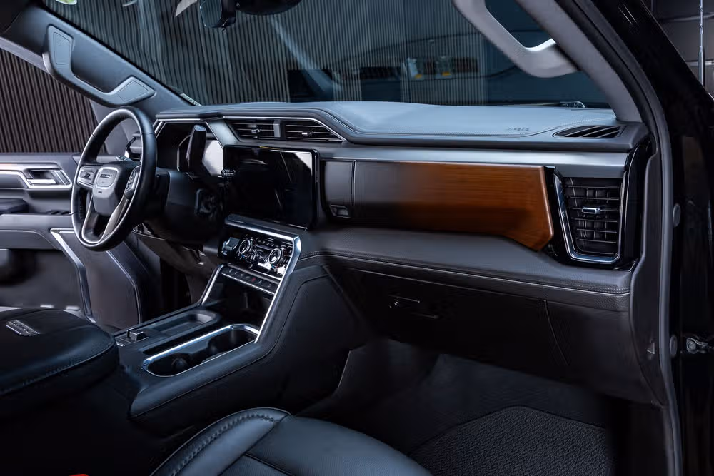2026 GMC Sierra 2500HD Denali Crew Cab Image 18