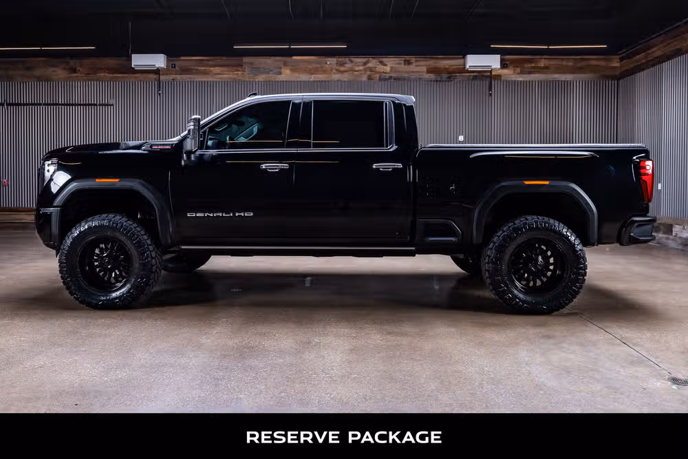 2026 GMC Sierra 2500HD Denali Crew Cab Image 6