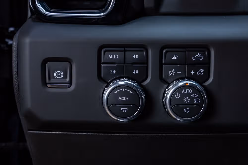 2026 GMC Sierra 2500HD Denali Crew Cab Image 22