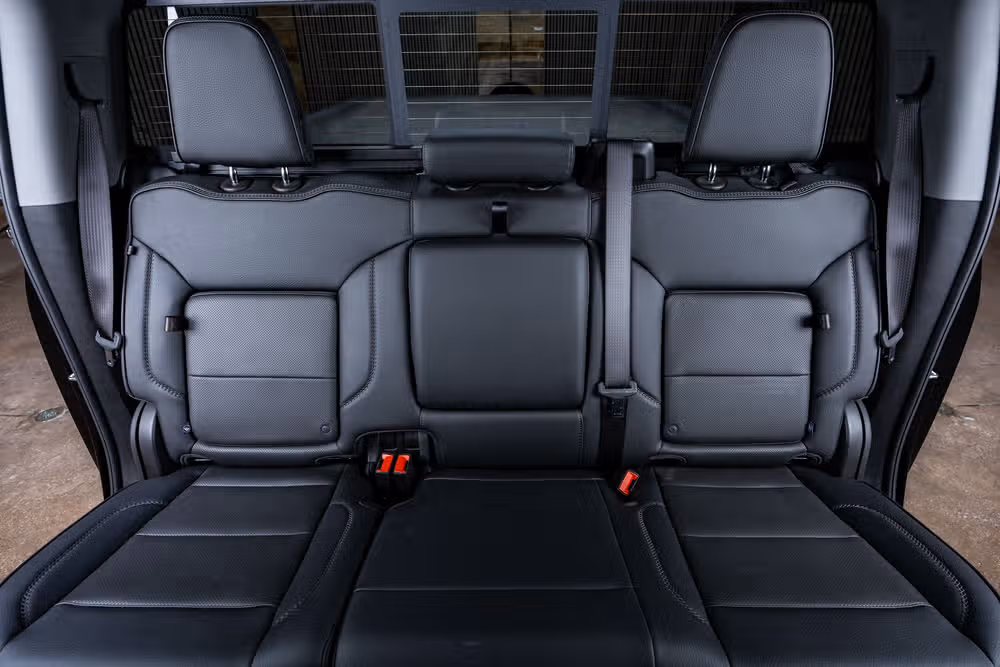 2026 GMC Sierra 2500HD Denali Crew Cab Image 36