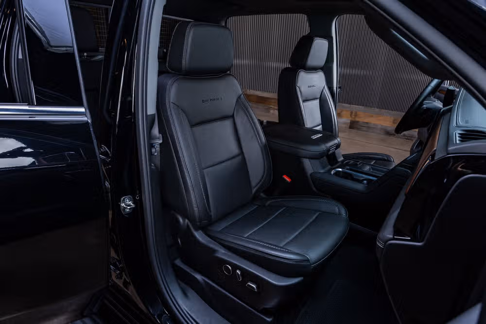 2026 GMC Sierra 2500HD Denali Crew Cab Image 32