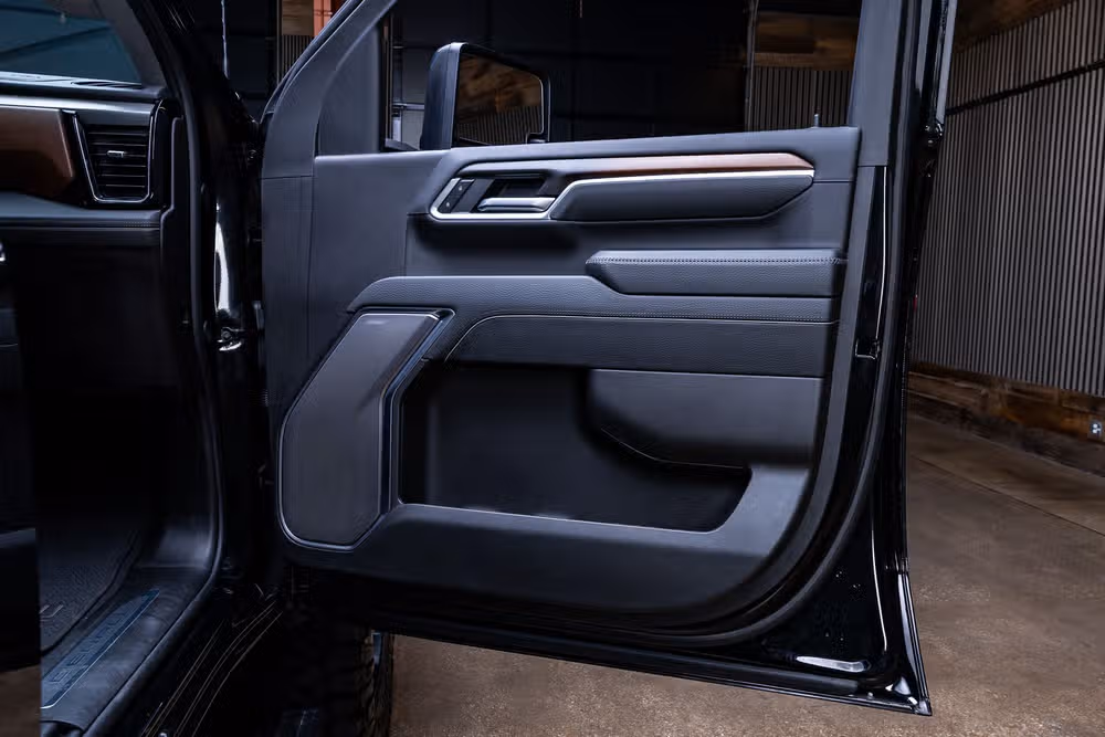 2026 GMC Sierra 2500HD Denali Crew Cab Image 38