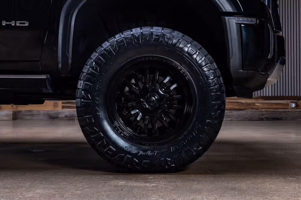 2026 GMC Sierra 2500HD Denali Crew Cab Image 12