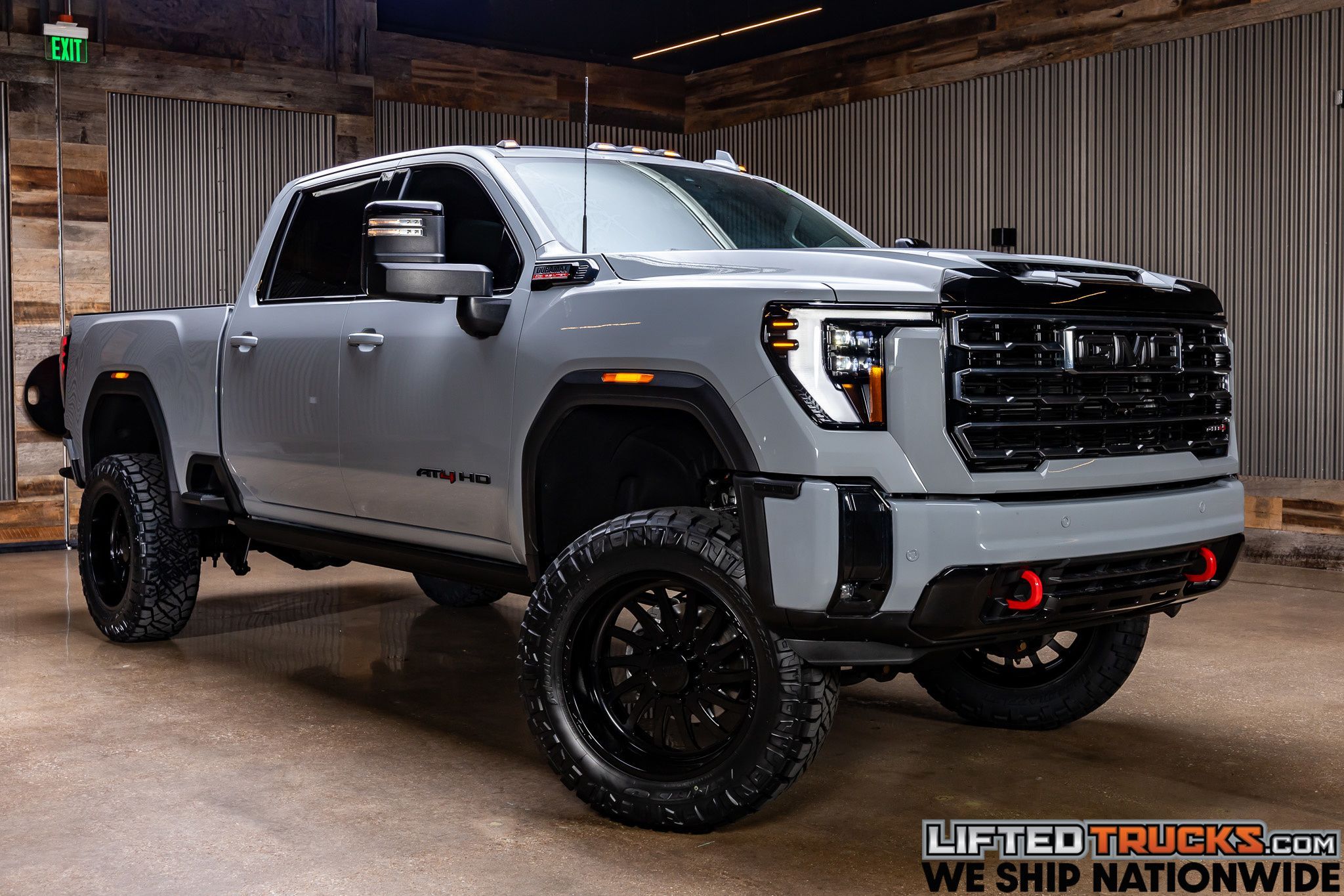 Thunderstorm Gray 2025 GMC Sierra 2500HD Pickup Truck Four-Wheel Drive Automatic