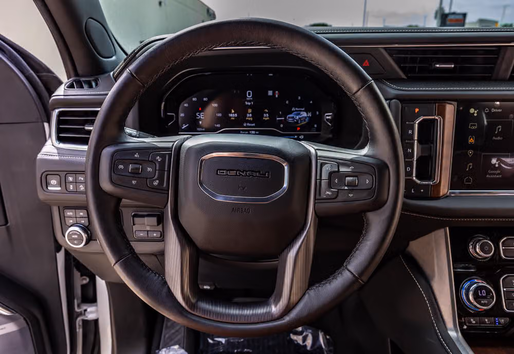2023 GMC Yukon Denali Ultimate Image 20