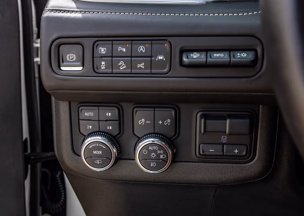 2023 GMC Yukon Denali Ultimate Image 23