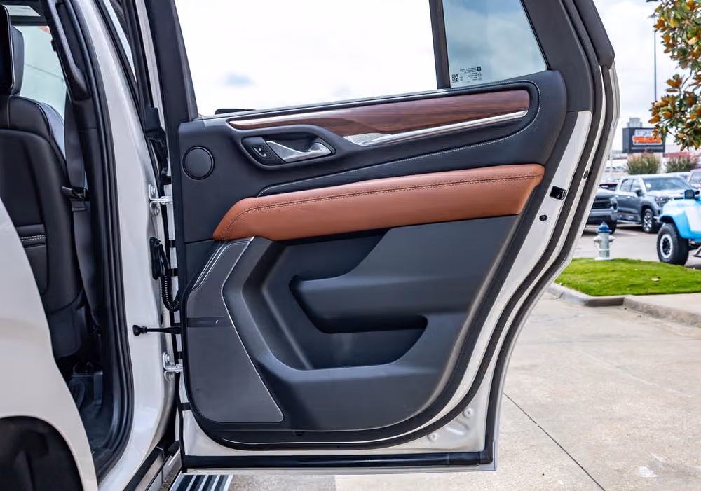 2023 GMC Yukon Denali Ultimate Image 44