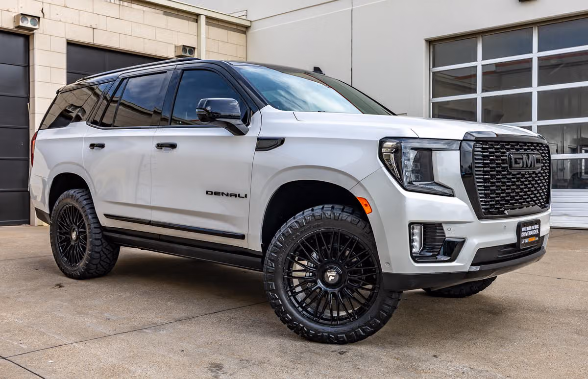 2023 GMC Yukon Denali Ultimate